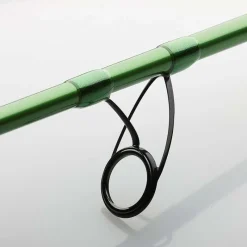 MADCAT Cannes-Canne leurre silure green spin 2.45m 40-150g